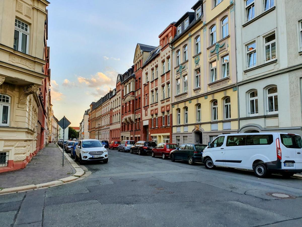 Yourfavoritebed 100M2 Designwohnung Mit Vollausstattung Plauen Exterior foto