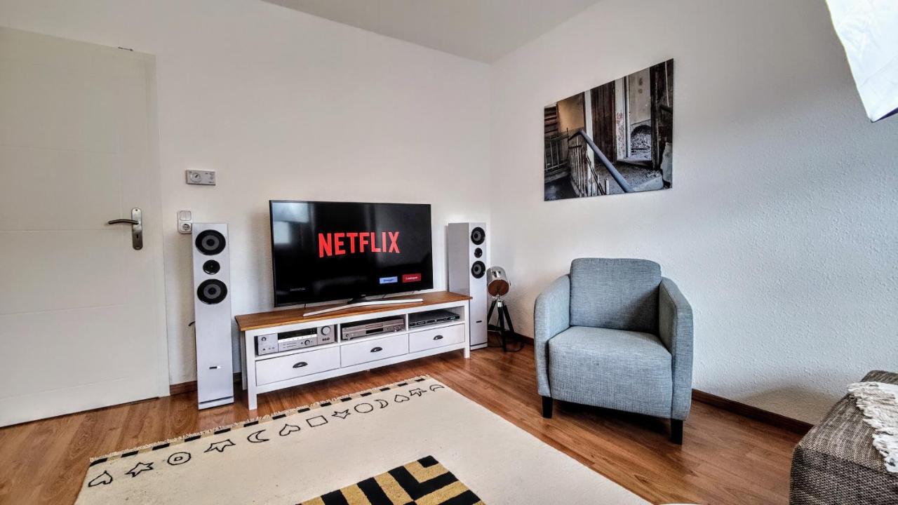 Yourfavoritebed 100M2 Designwohnung Mit Vollausstattung Plauen Exterior foto
